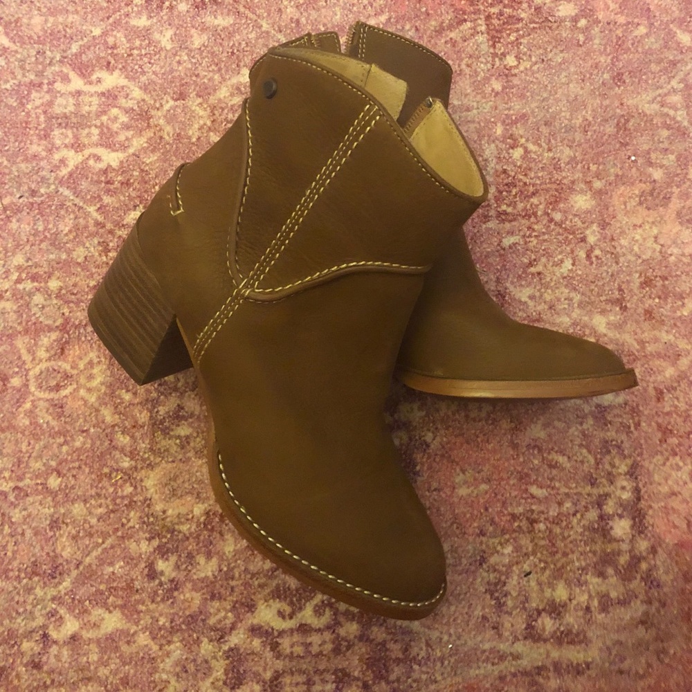 Women’s UGG booties